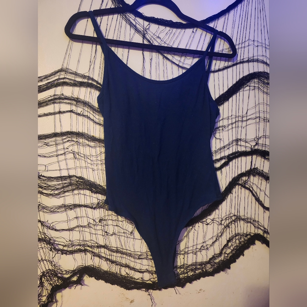 🌠3/$30🌌 ✨️Navy Blue Spaghetti Strap Bodysuit✨️